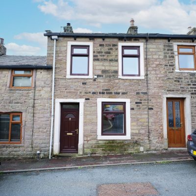 Emmott Lane, Laneshawbridge